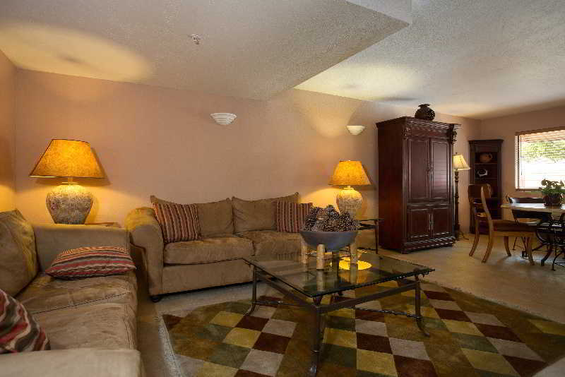 Holiday Inn Express Sedona - Oak Creek By Ihg Buitenkant foto